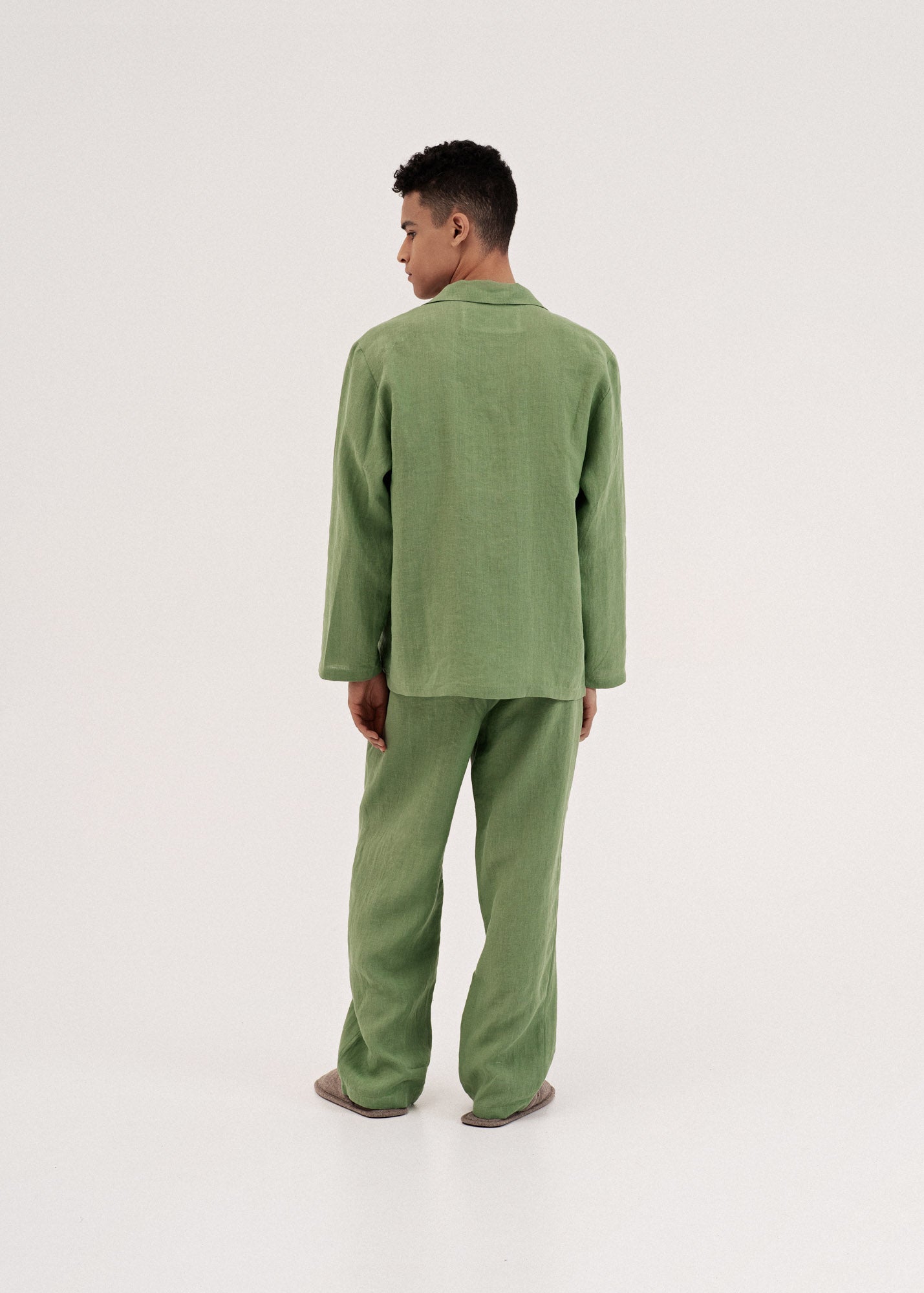 Ensemble de vêtements d'intérieur Oliver