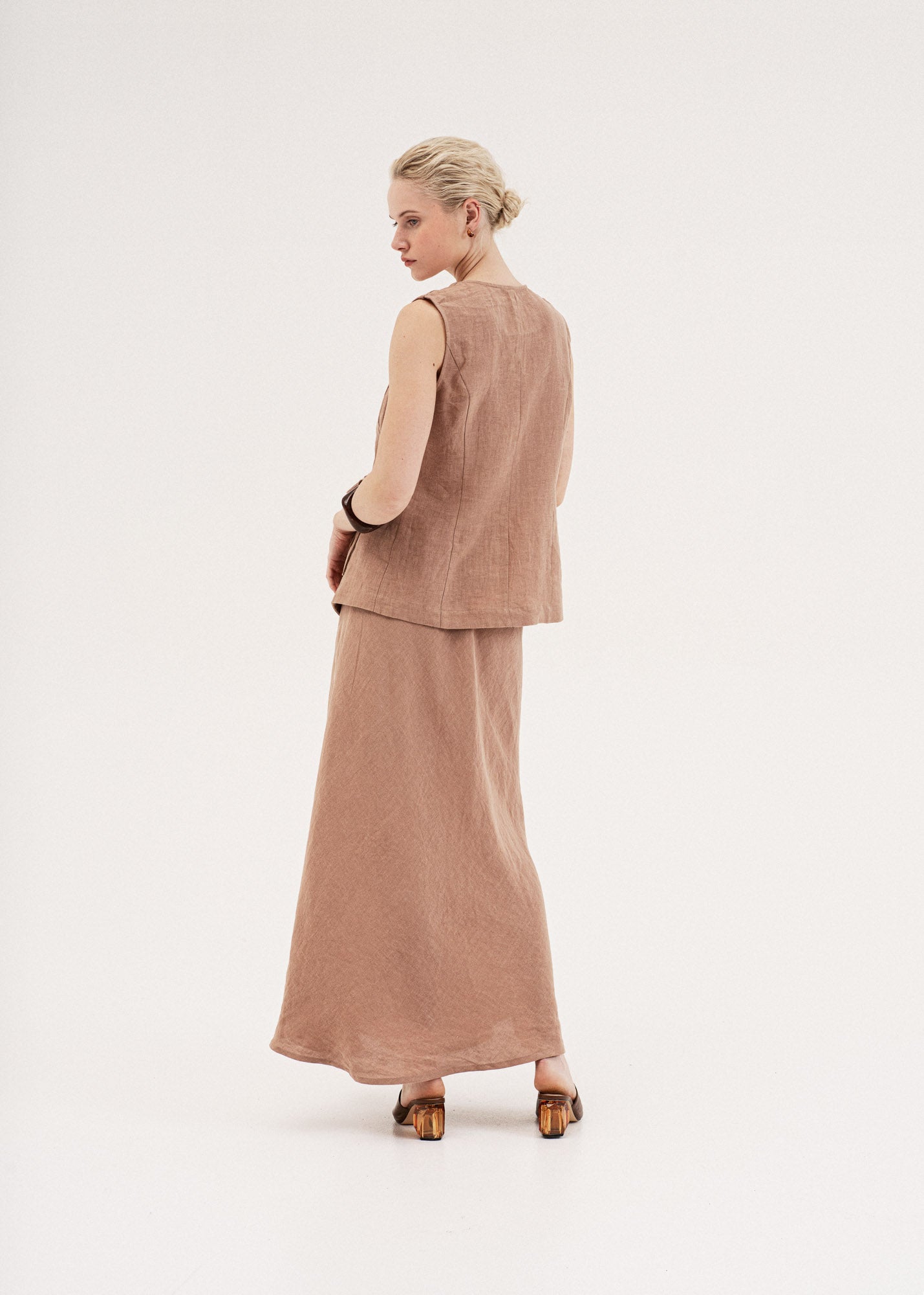 AmourLinen Linen dress Blanca sleeveless linen top Blanca sleeveless linen top